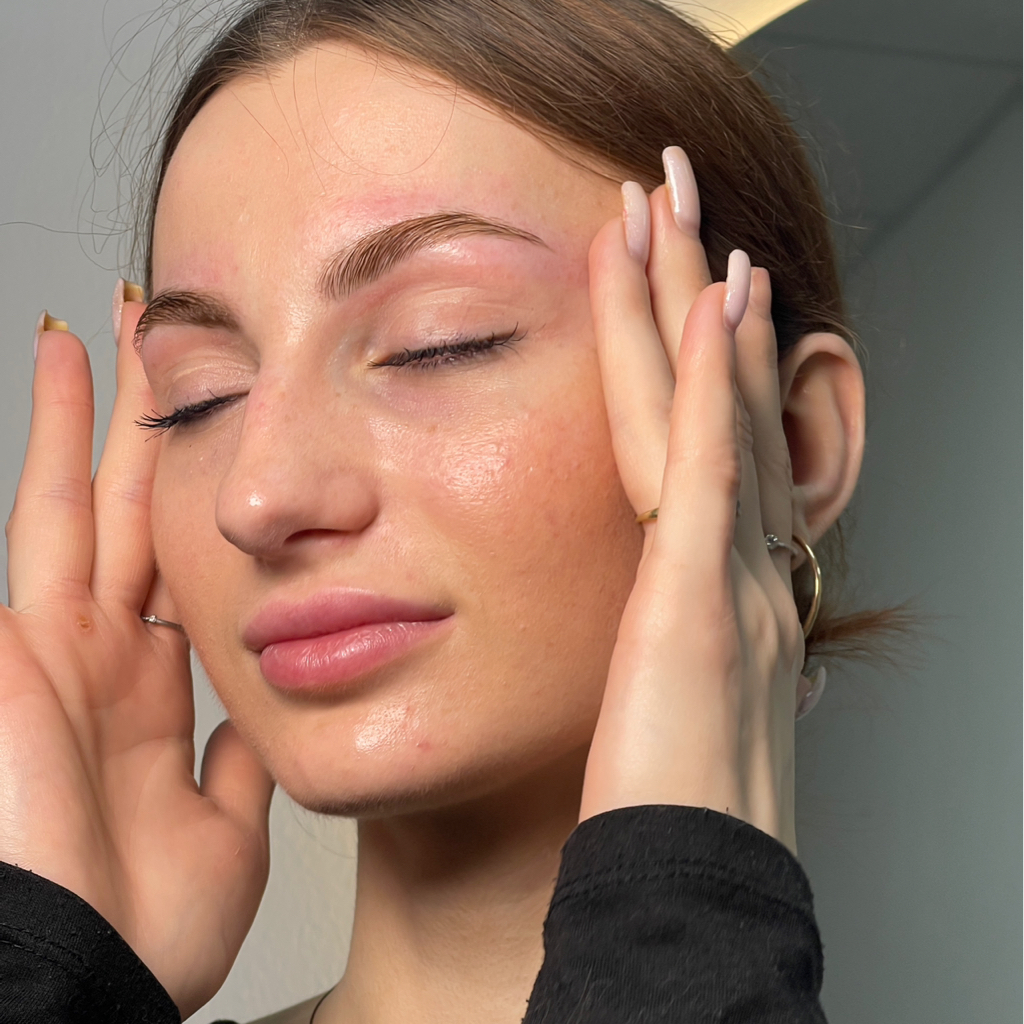 Долговременная укладка+коррекция(воск/пинцет)