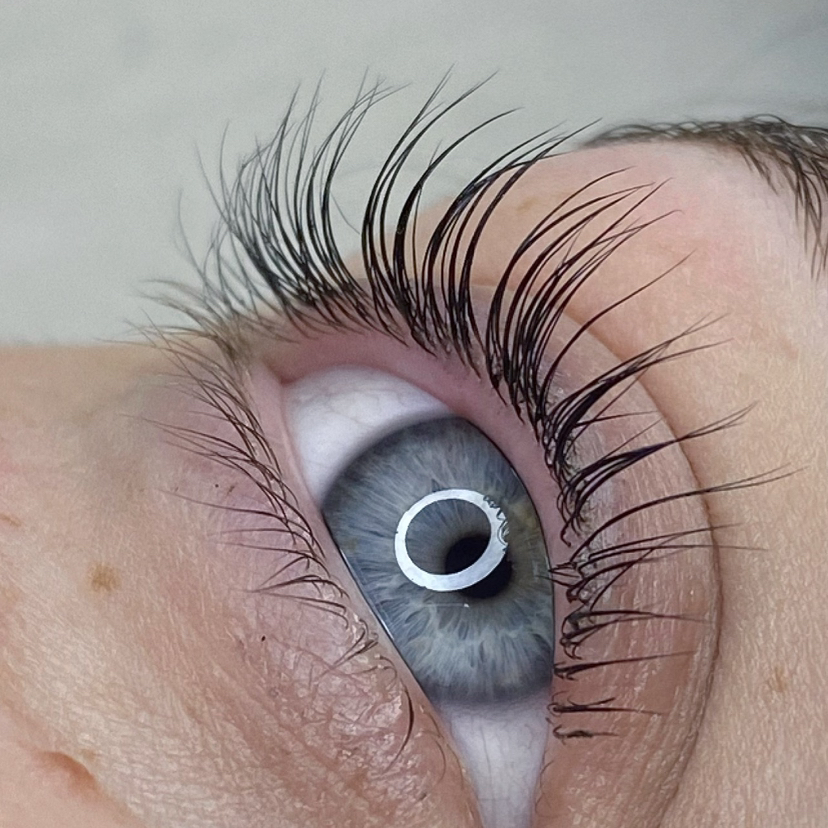 Ламинирование ресниц