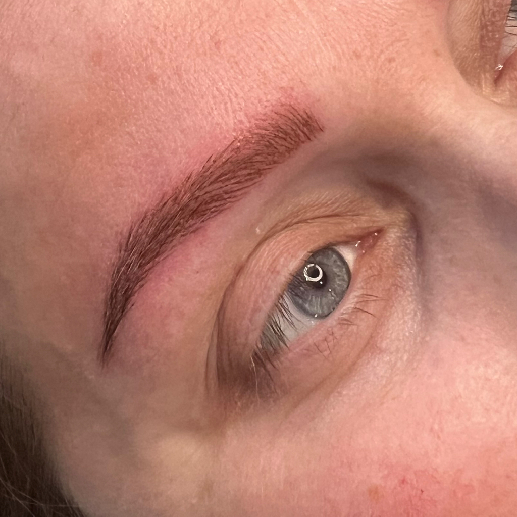 Брови "Волосок"