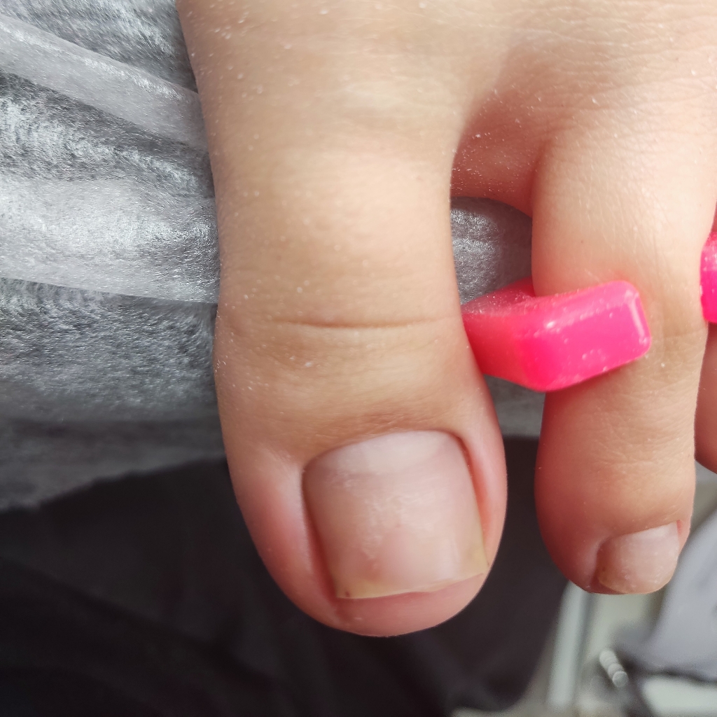 Экспресс педикюр( пальчики без покрытия)