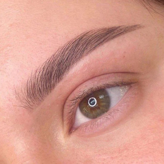 Коррекция бровей пинцетом/воском(без окрашивания)