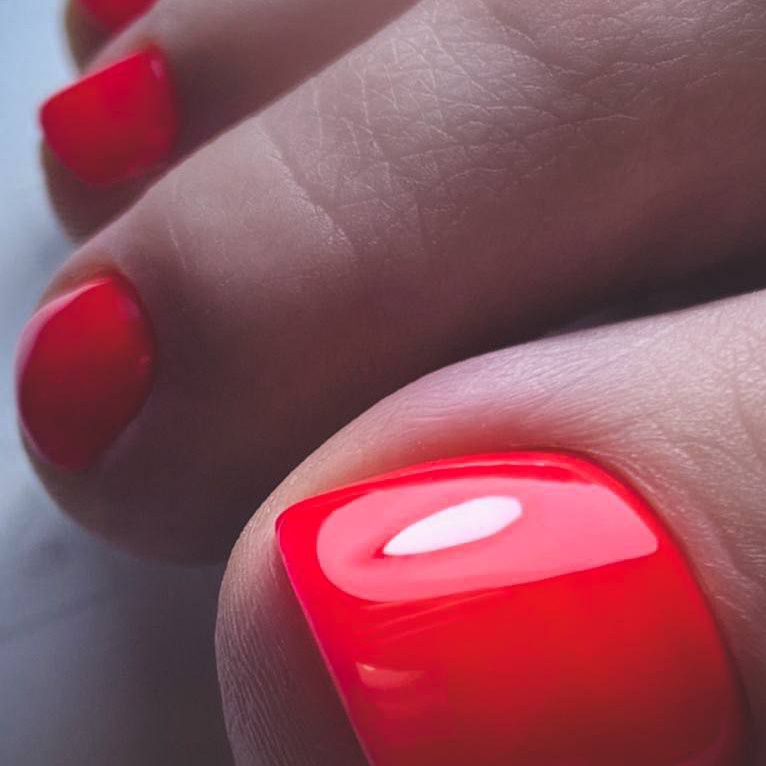 4 руки Педикюр, покрытие Luxio/Emi