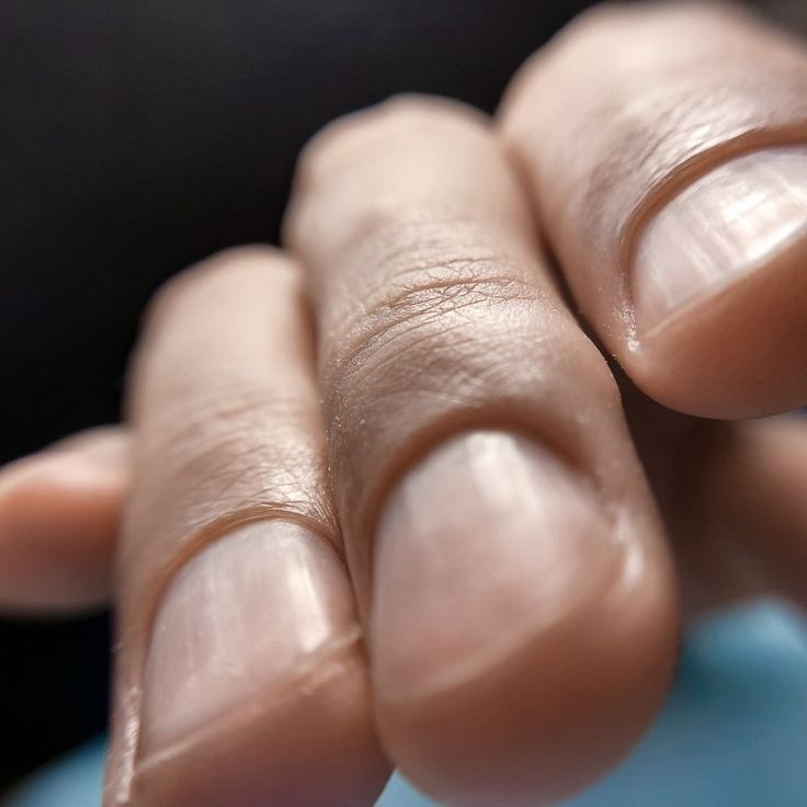 Мужской комбинированный маникюр