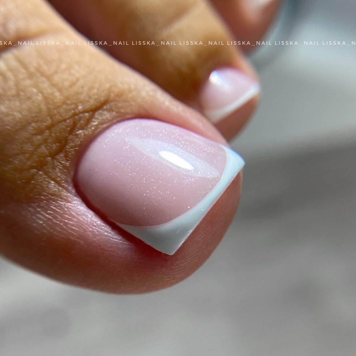 Эстетический педикюр + гель-лак