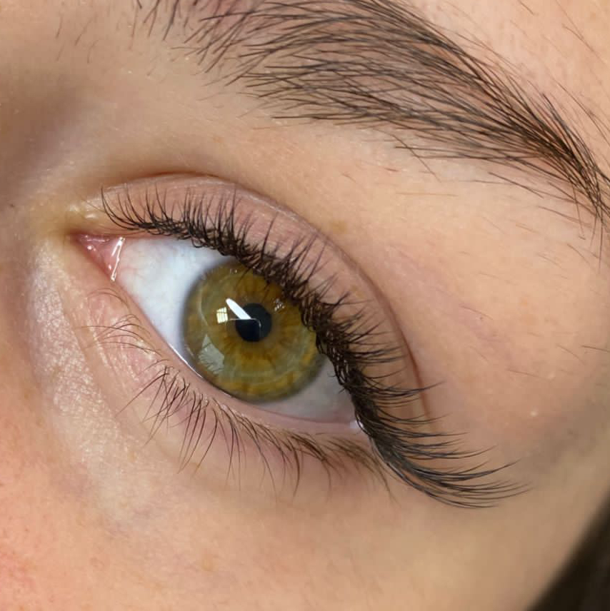 Наращивание ресниц 2 D