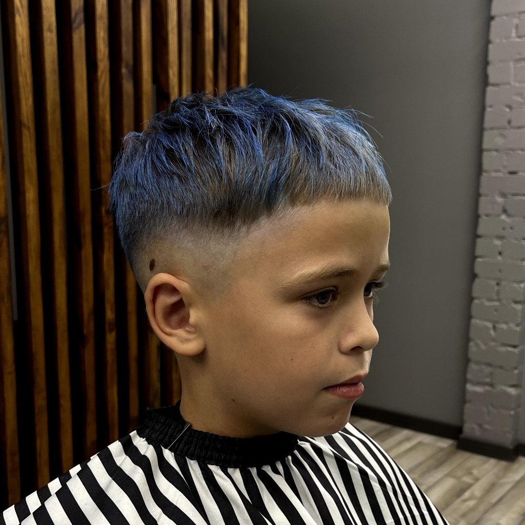 Окрашивание цветным баллончиком