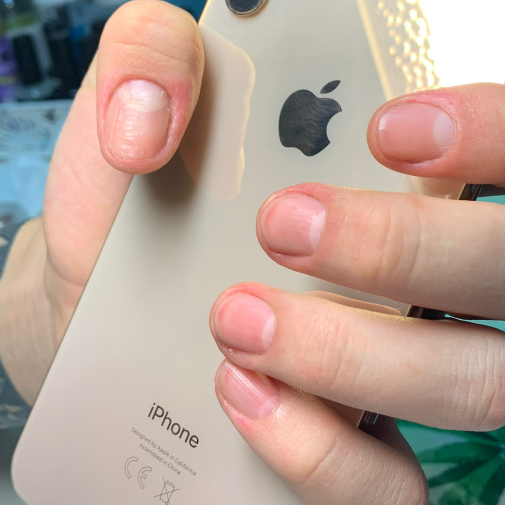 Маникюр мужской