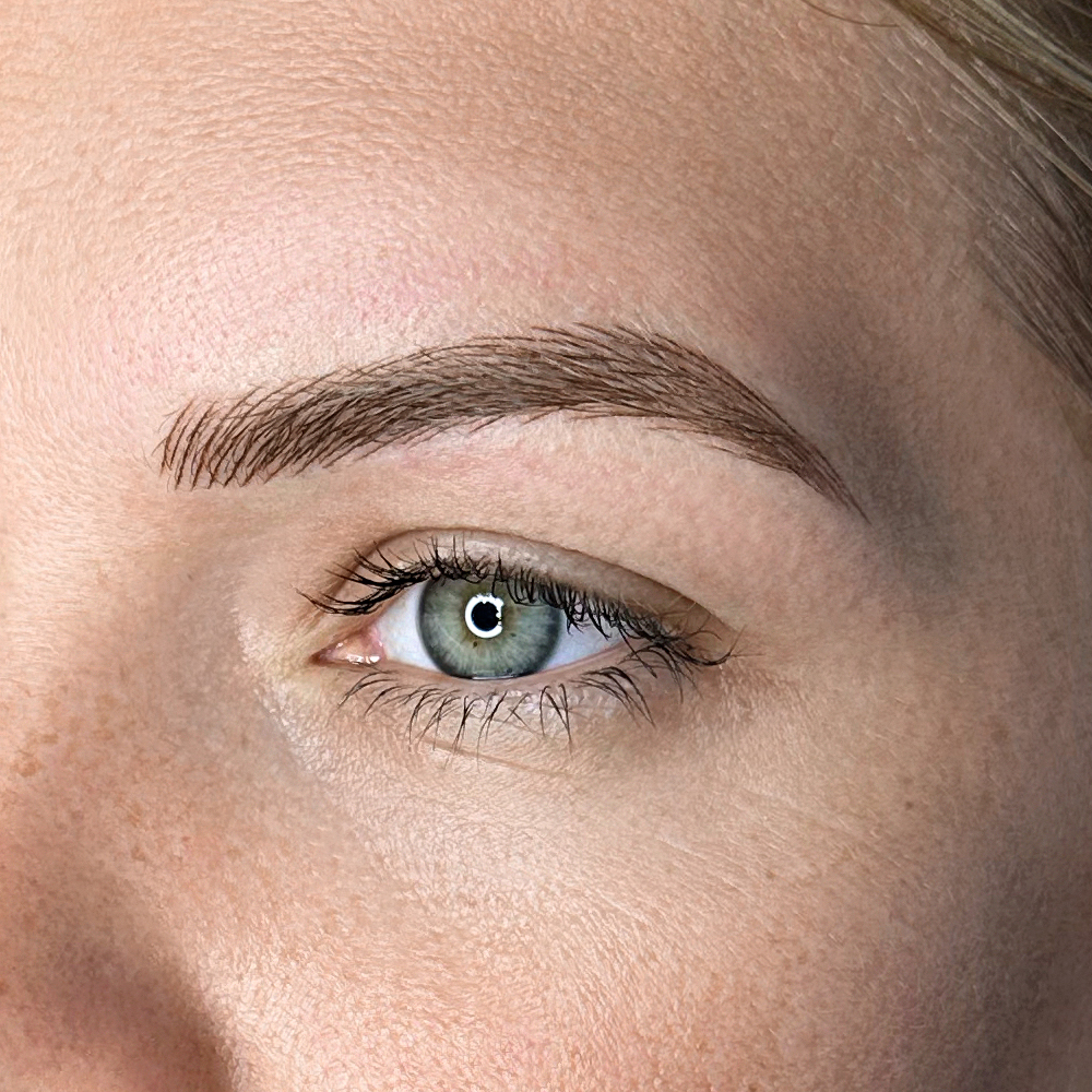 Татуаж бровей ( эффект теней/волоски/микроблейдинг)