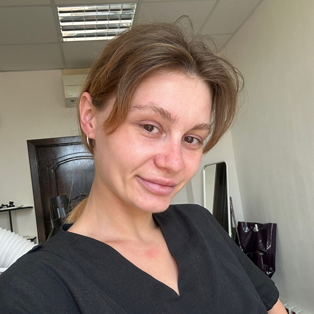 Алина