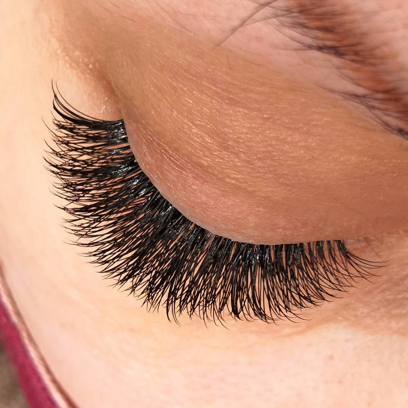 Наращивание ресниц 3,5-4D