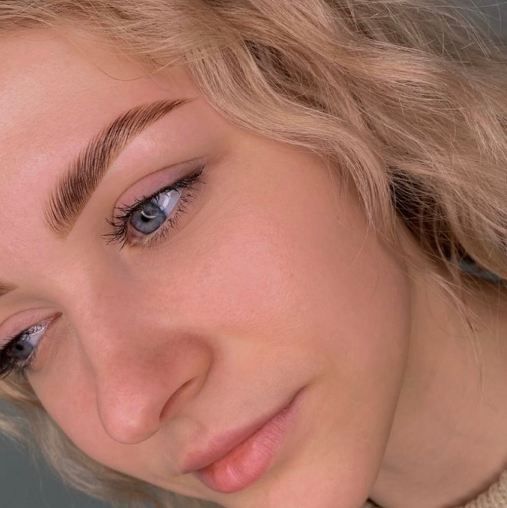 Ламинирование бровей с окрашиванием