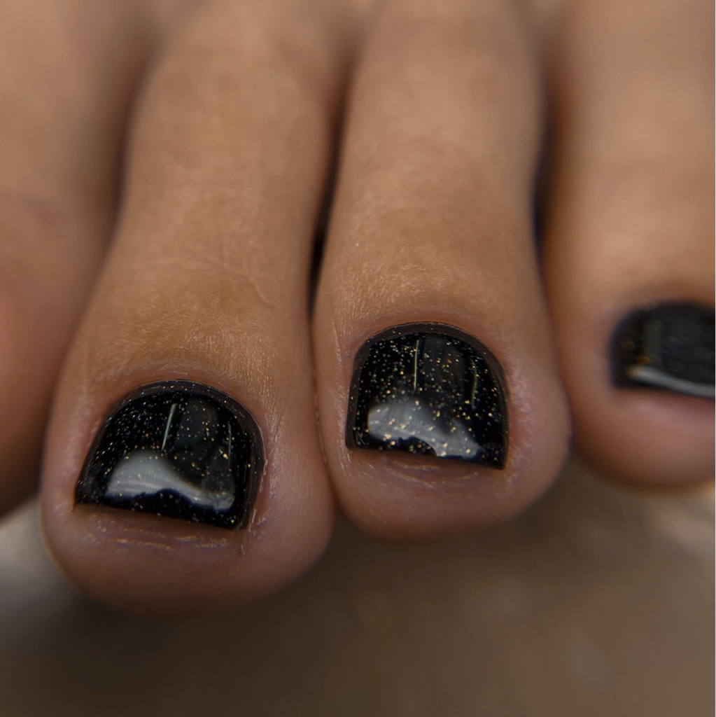 ПОЛНЫЙ ПЕДИКЮР  (пальчики, стопа, с покрытием)