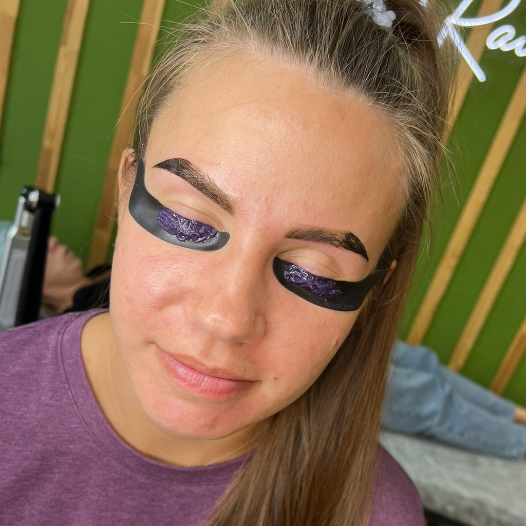 Окрашивание ресниц