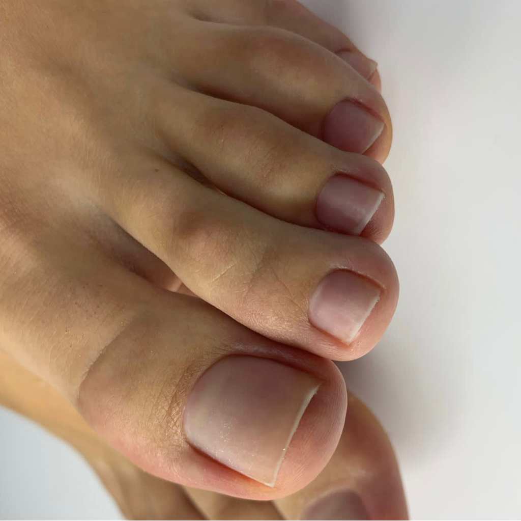 Педикюр: обработка пальцев+стопа БЕЗ покрытия