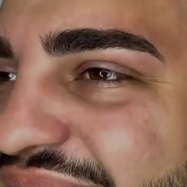 Мужская коррекция бровей