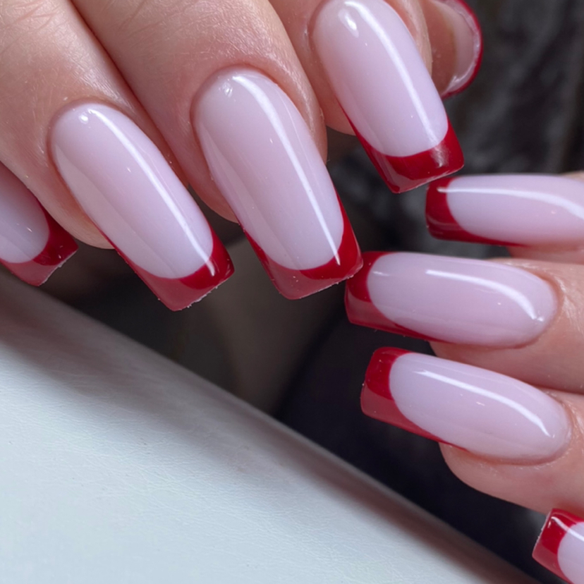 Маникюр с покрытием гель-лак