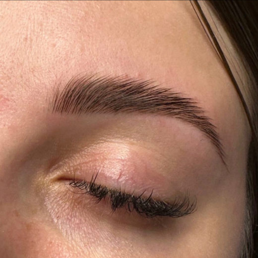 Долговременная укладка, коррекция и окрашивание бровей