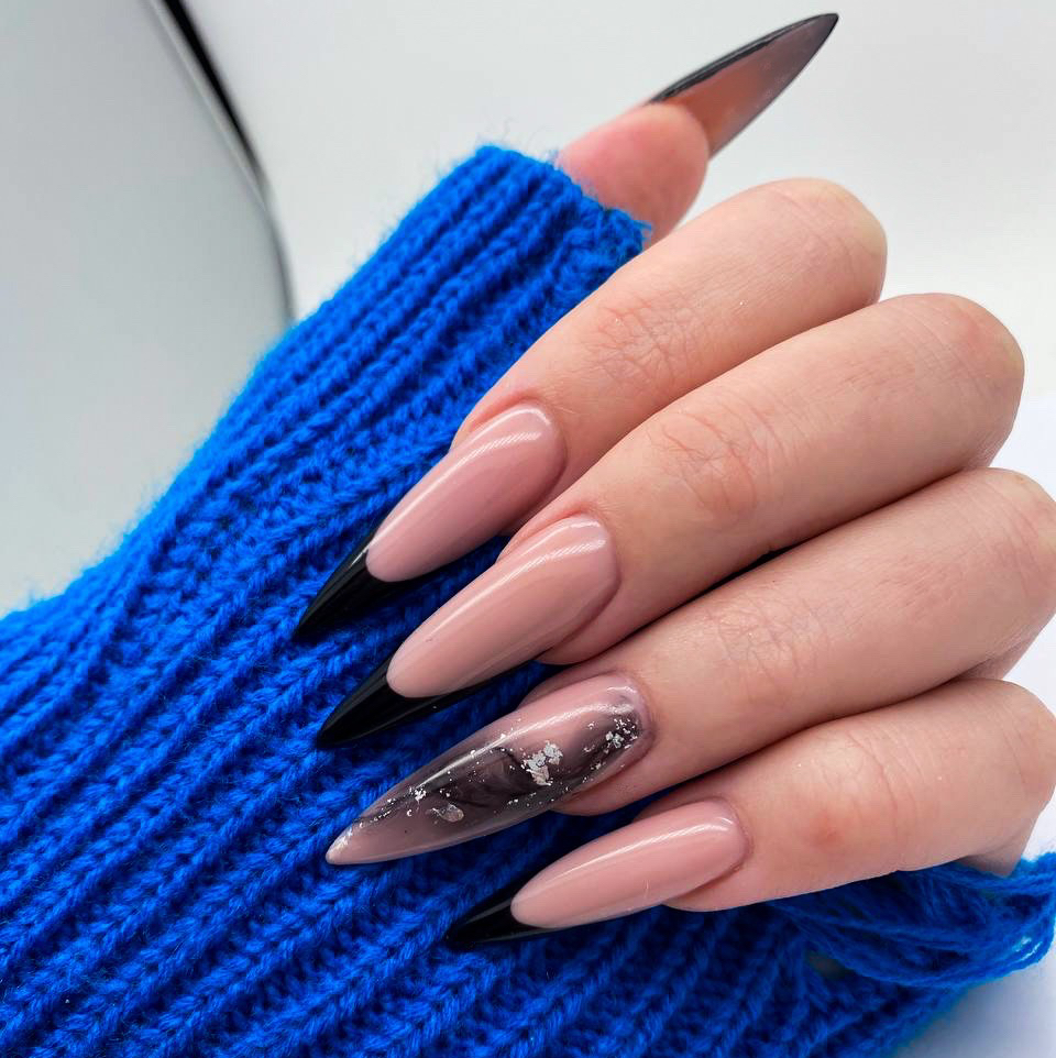 Наращивание ногтей больше сантиметра