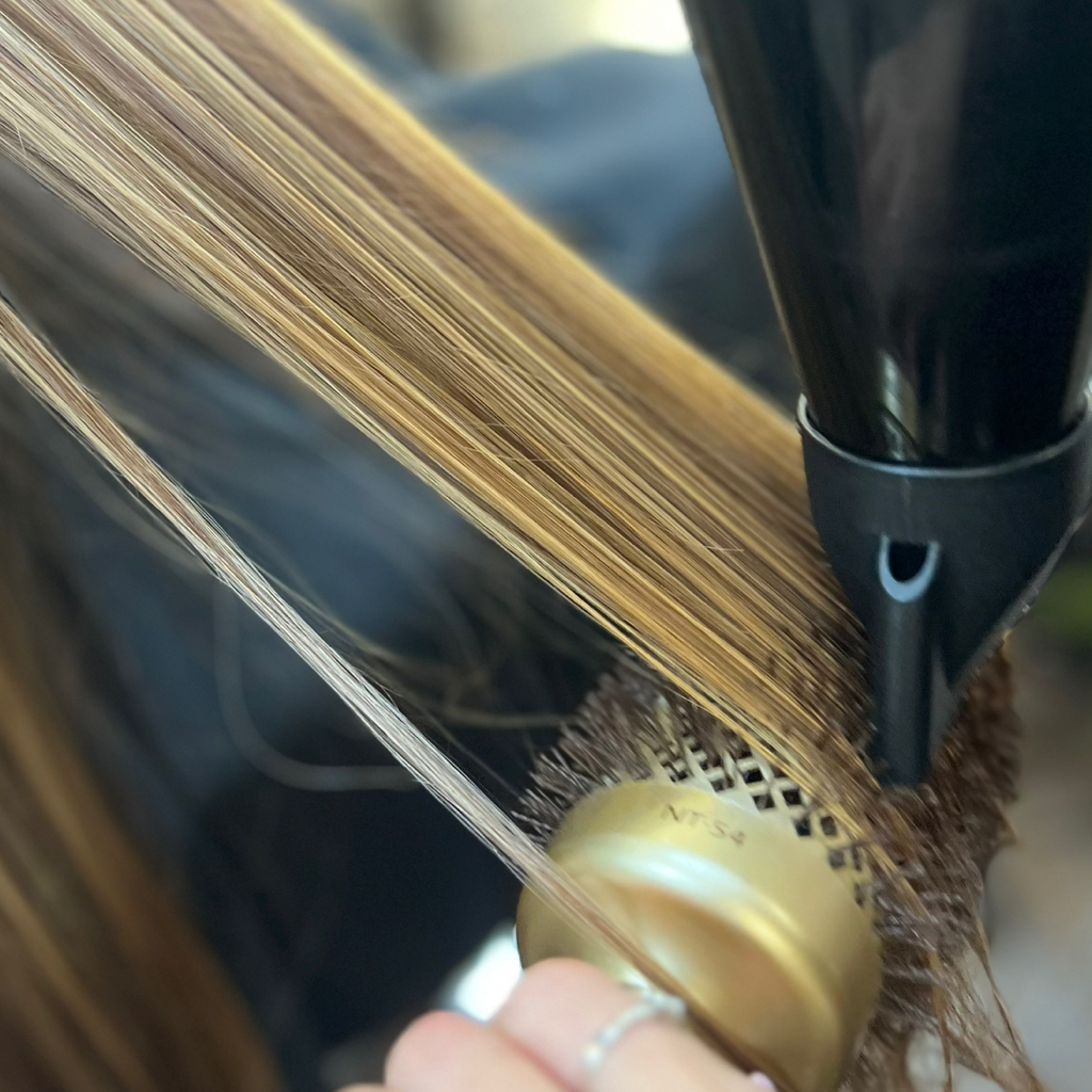 Мытье головы и укладка. Волосы ниже лопаток