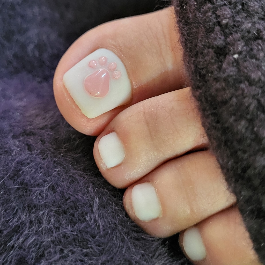 Педикюр с покрытием