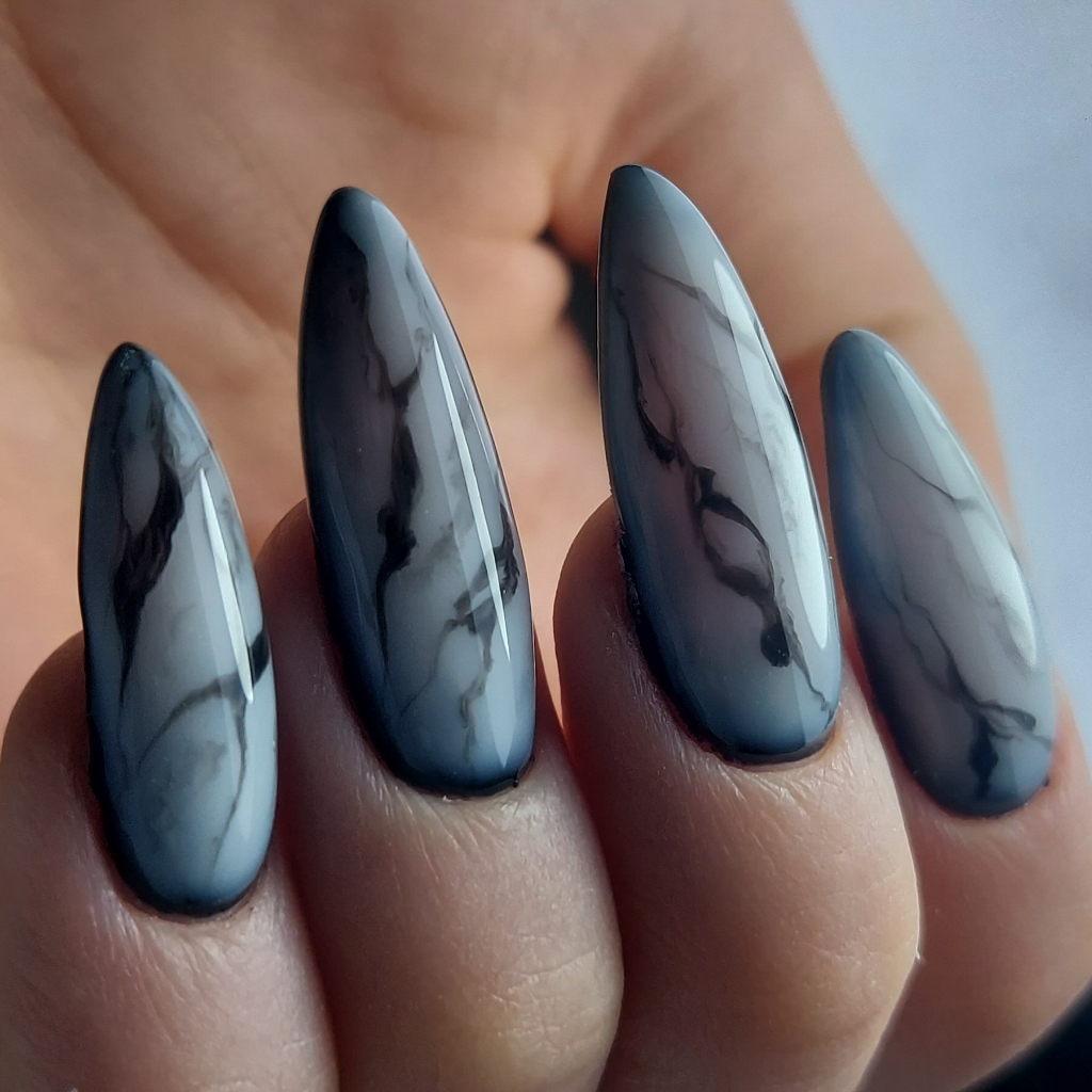 Наращивание ногтей