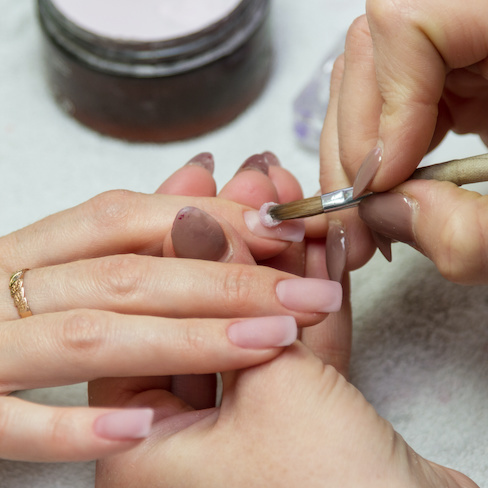 Remplissage de l'acrylique en French/Baby-boomer