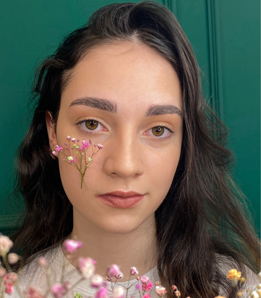 Коррекция бровей