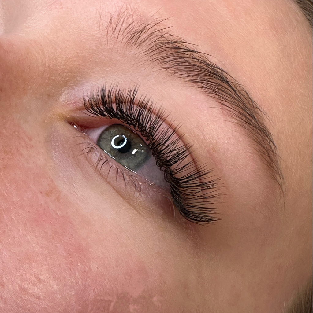 Наращивание ресниц2D