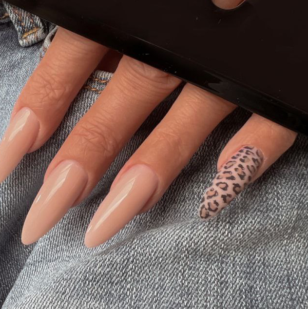 Наращивание ногтей длина 2ка квадрат, овал