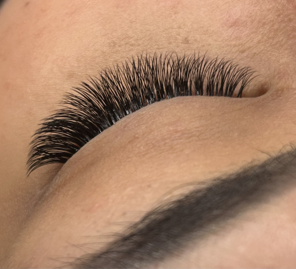 Наращивание ресниц 3-3,5d