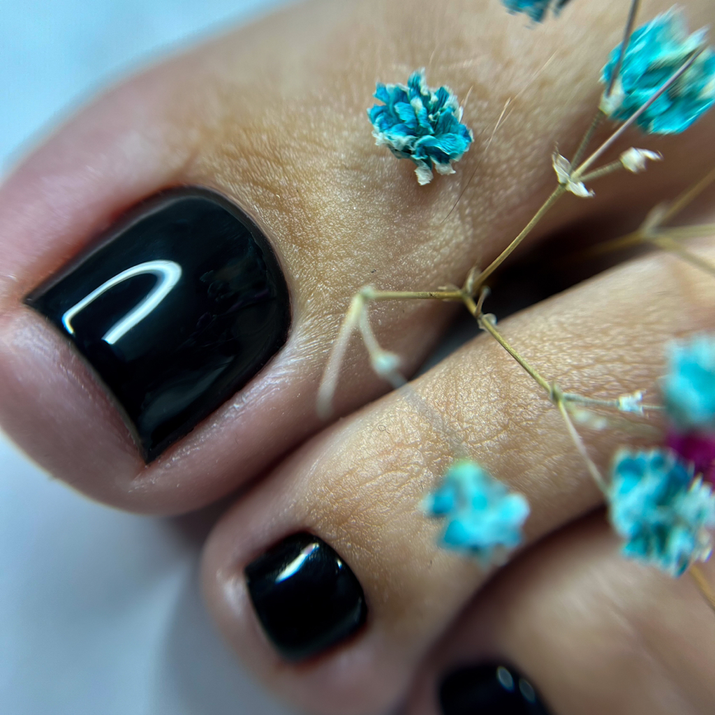 Педикюр + покрытие +  обработка стопы