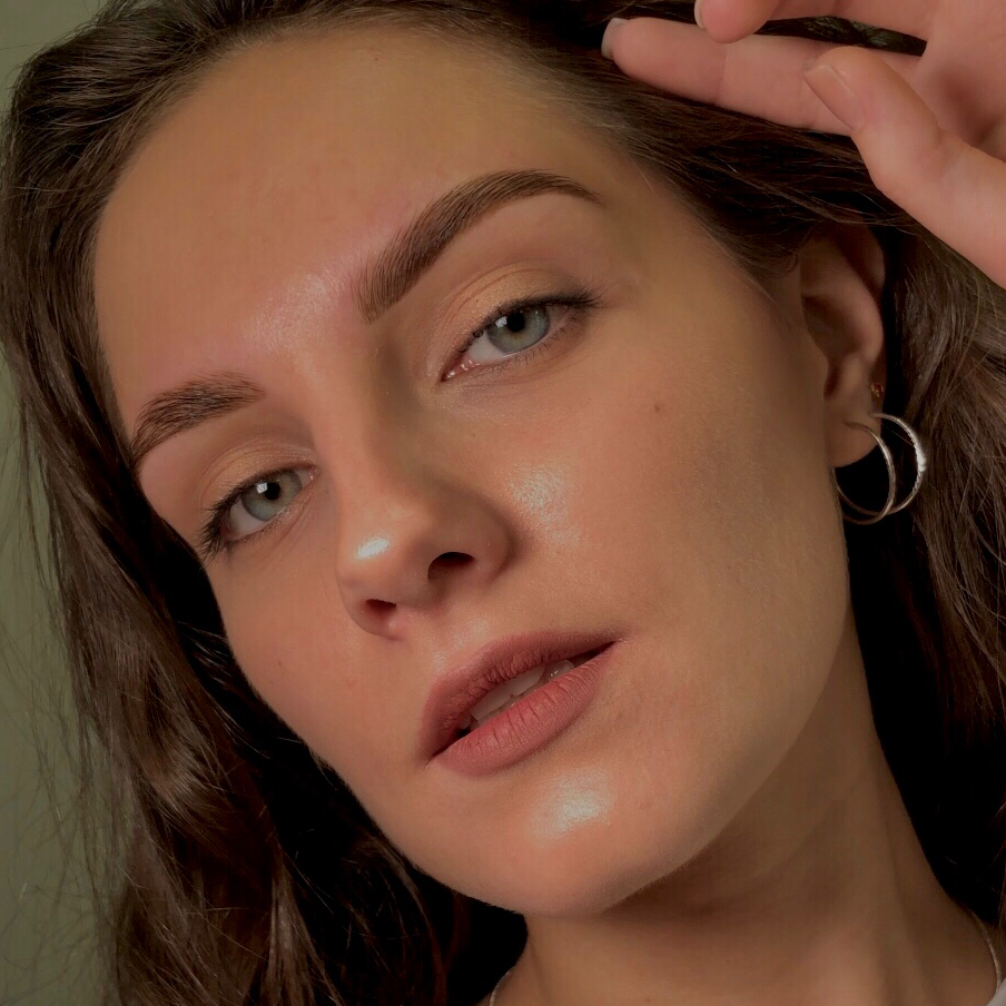 Коррекция и окрашивание бровей