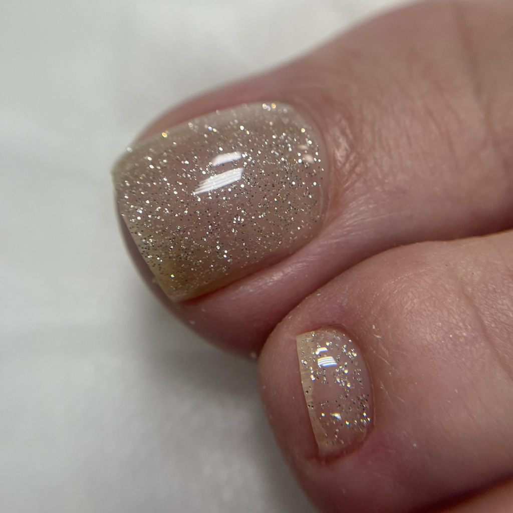 Обработка пальчиков с покрытием гель лак