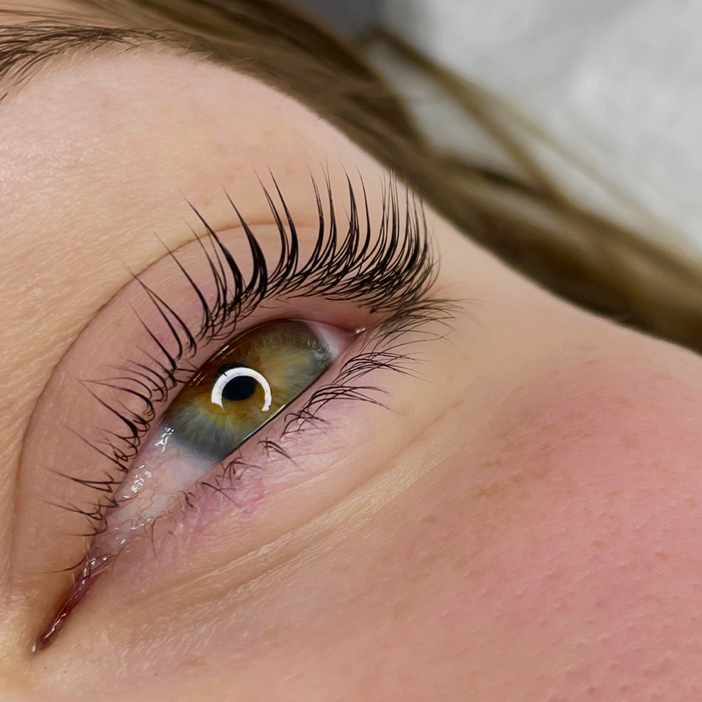 Ламинирование ресниц