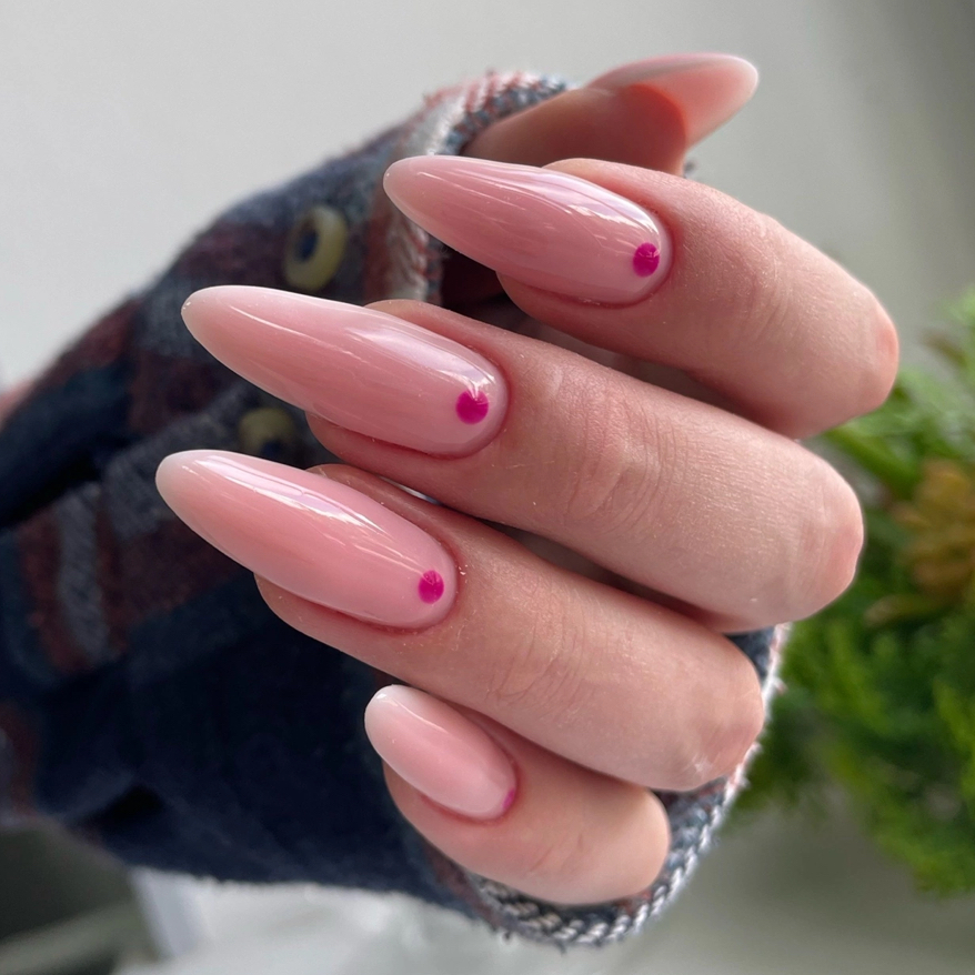 Наращивание ногтей