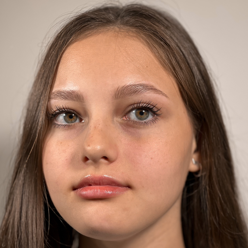 Коррекция + окрашивание бровей