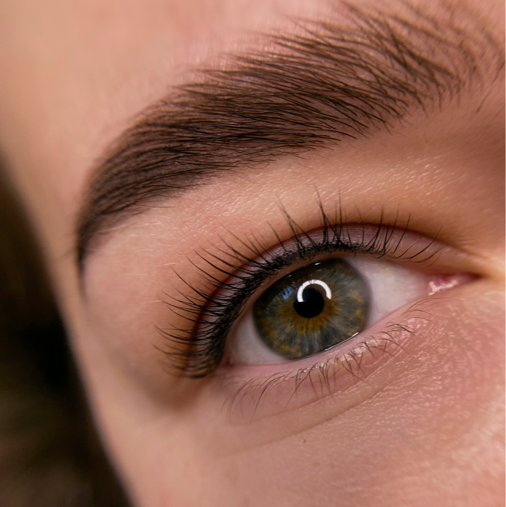 Коллагенирование бровей