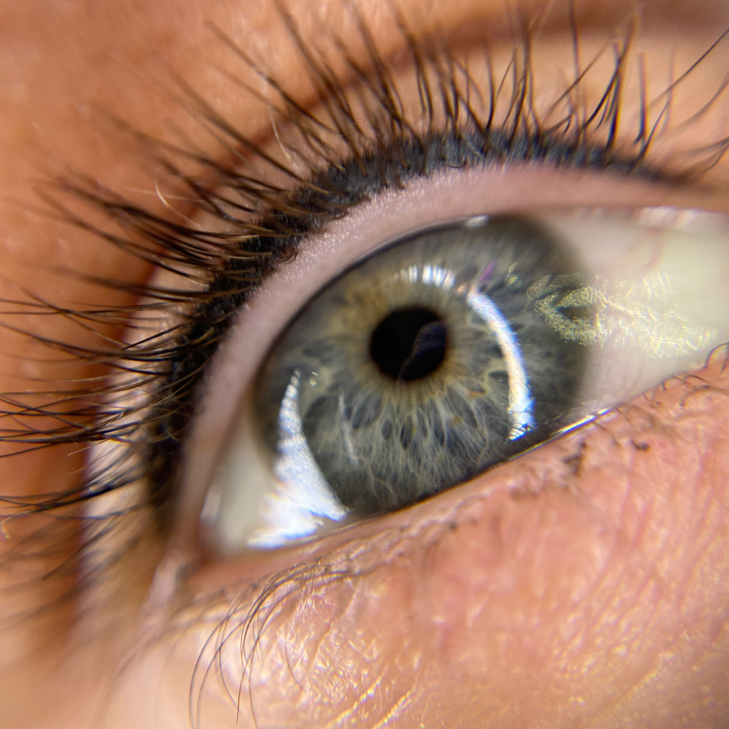 Перманентный макияж век «межресничка» (♦️требуется предоплата)