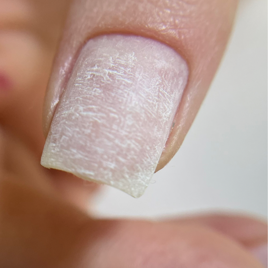 Комбинированный маникюр без покрытия