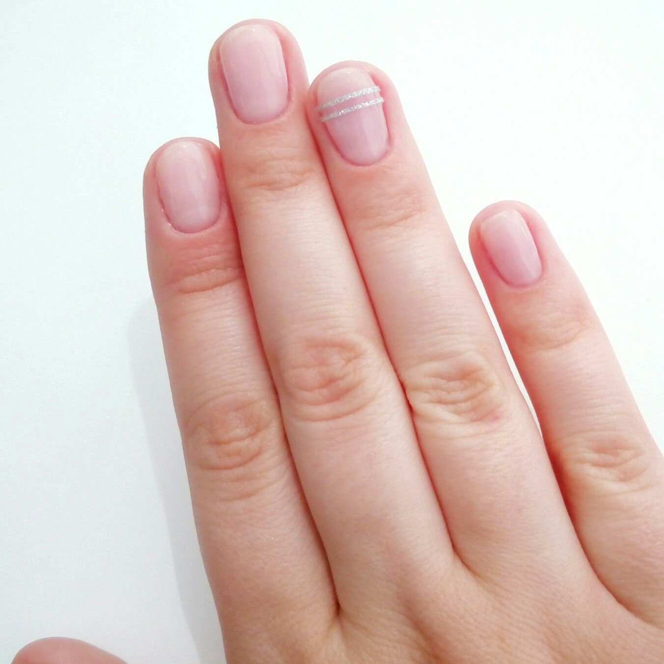 Детский маникюр