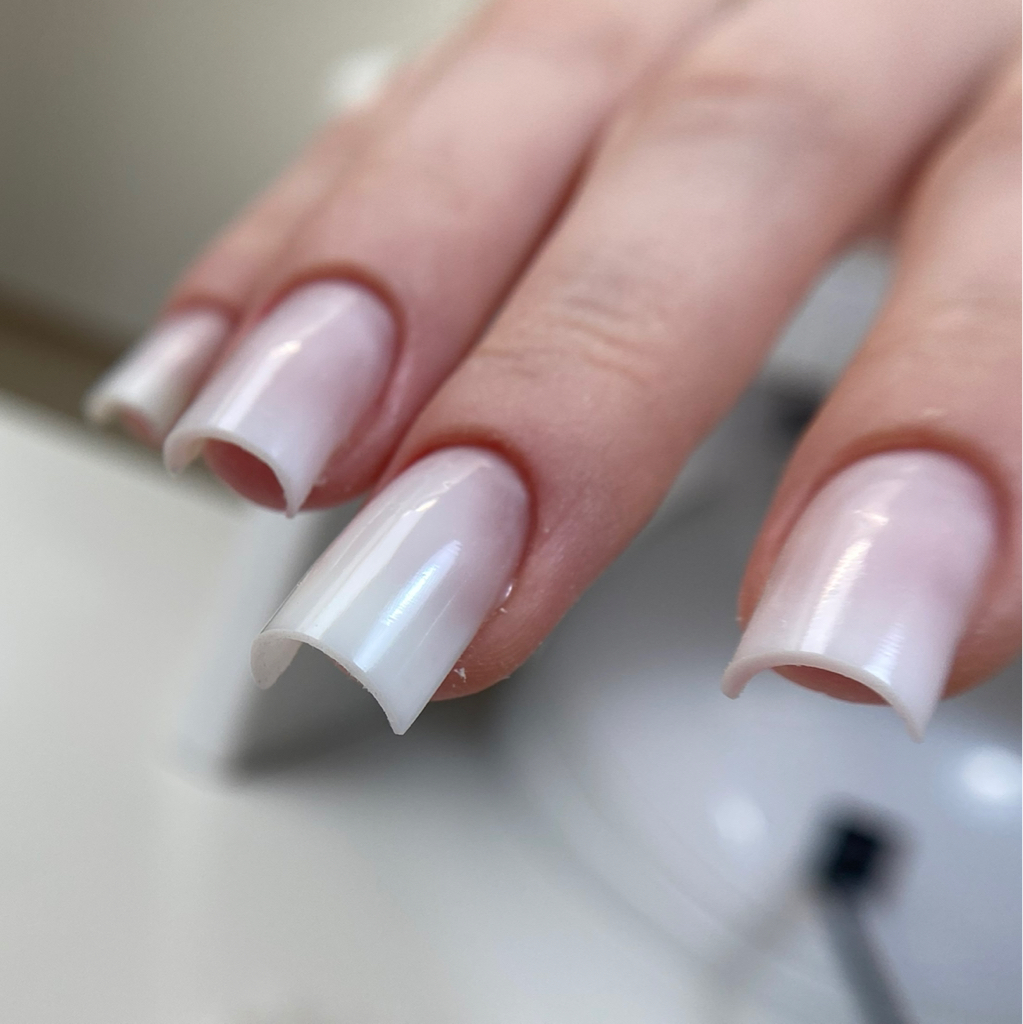 наращивание средней длины (до 2см)