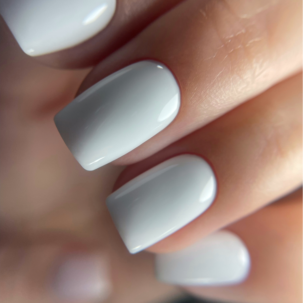 Маникюр с покрытием