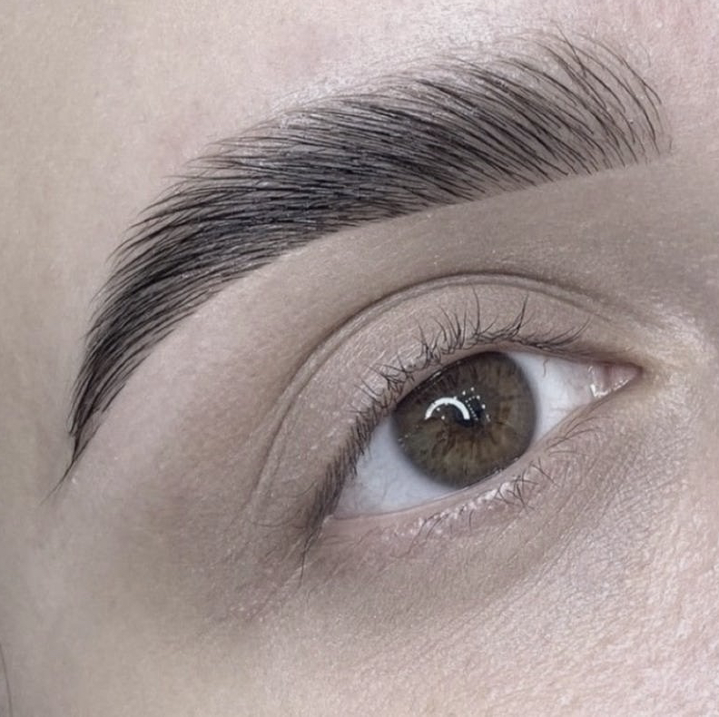 Долговременная укладка бровей