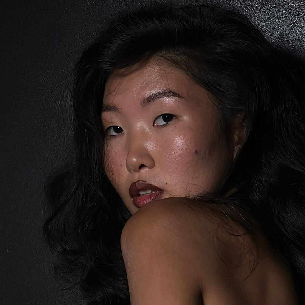 Окрашивание бровей+ коррекция