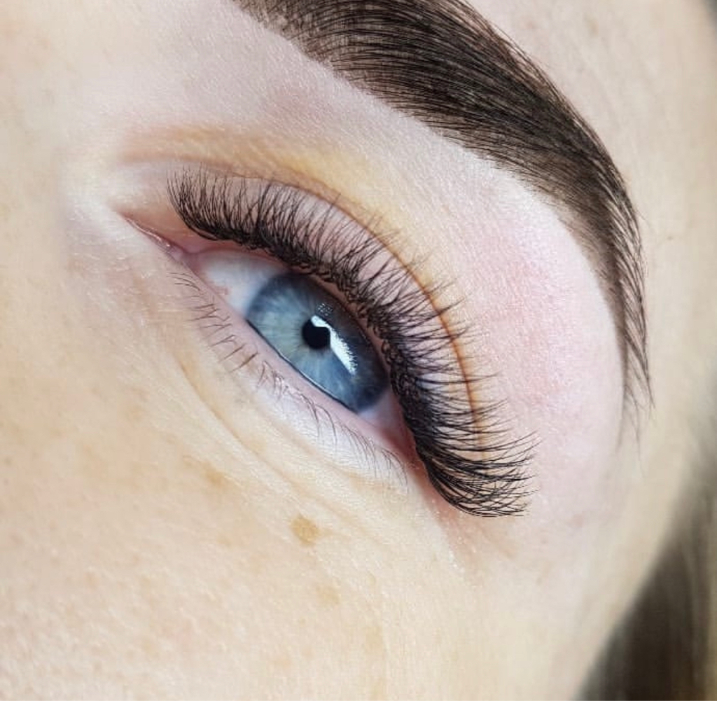 Наращивание ресниц 1D/1.5D