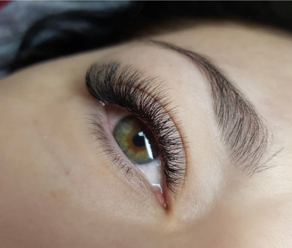 Наращивание ресниц 2D/2,5D