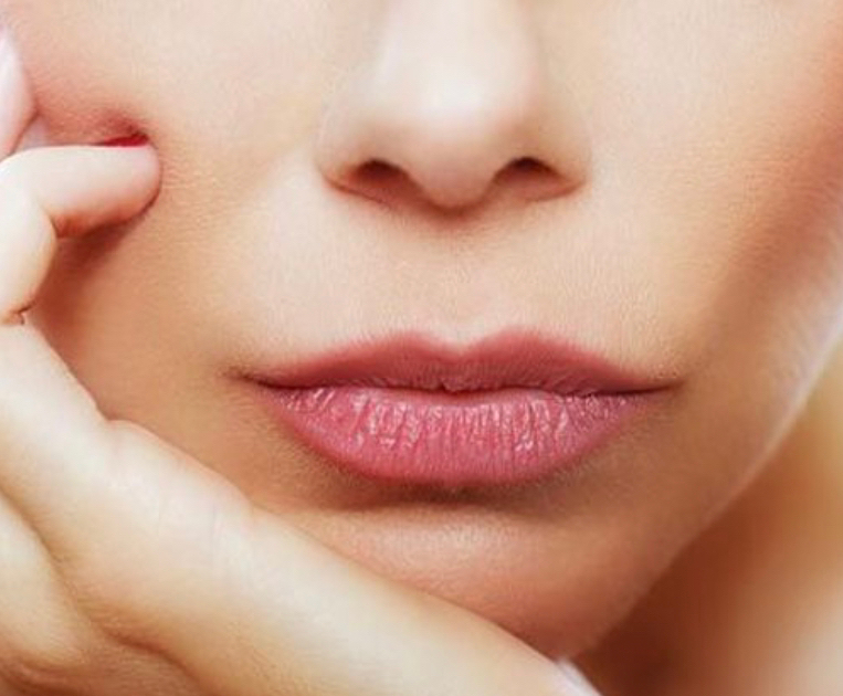 Лазерная эпиляция Усики/Лоб/Щеки/Подбородок