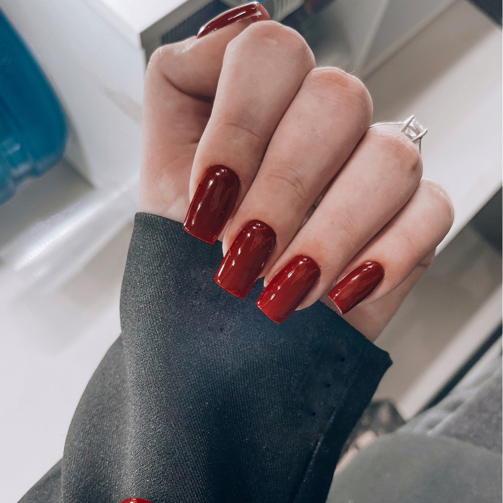 Коррекция ногтей