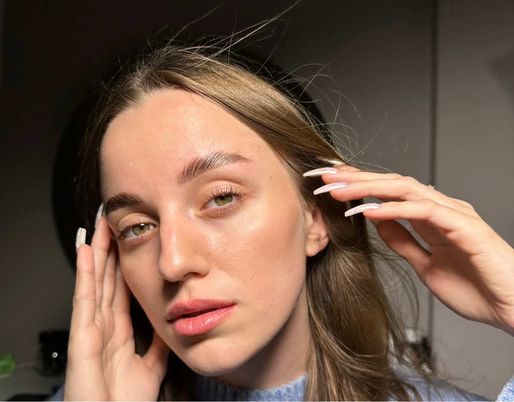 Волосковая техника окрашивания + коррекция + ламинирование бровей