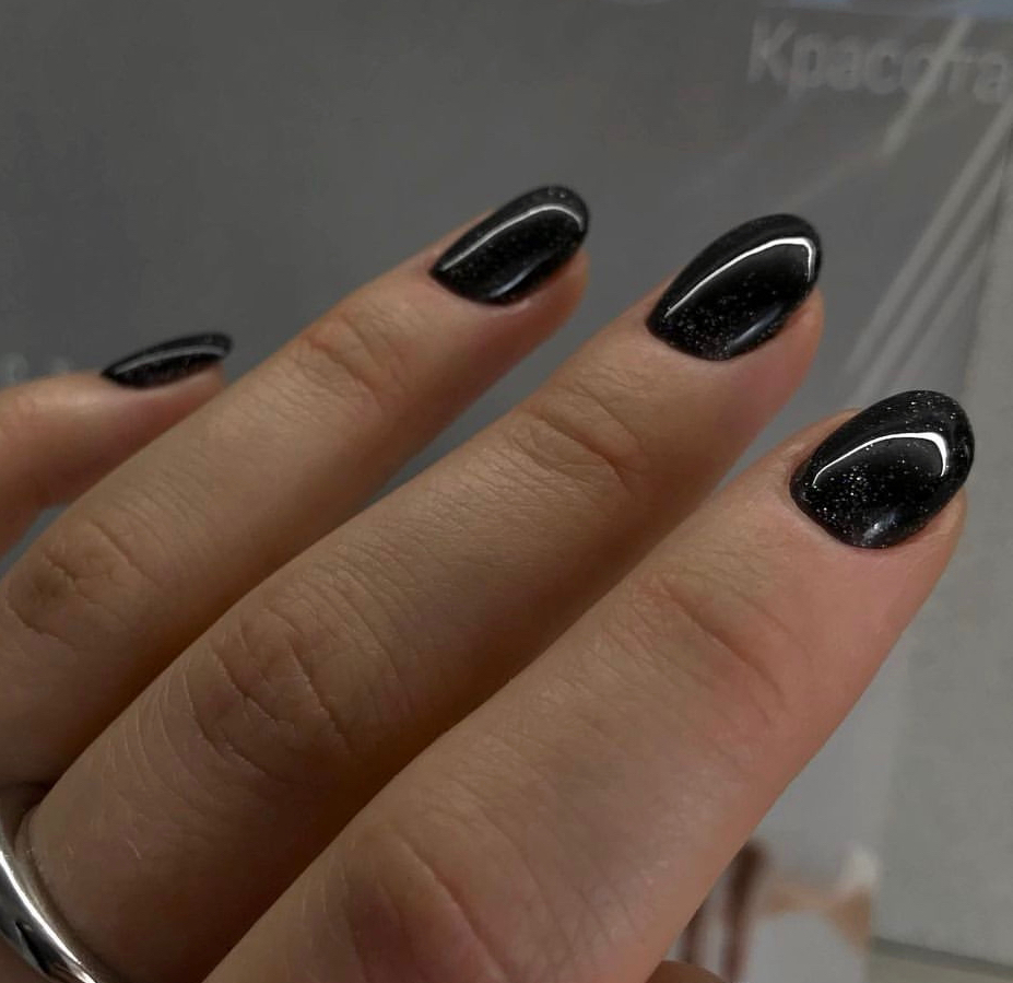 Маникюр с покрытием гель-лак